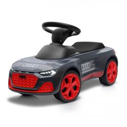 Audi Junior rouge
