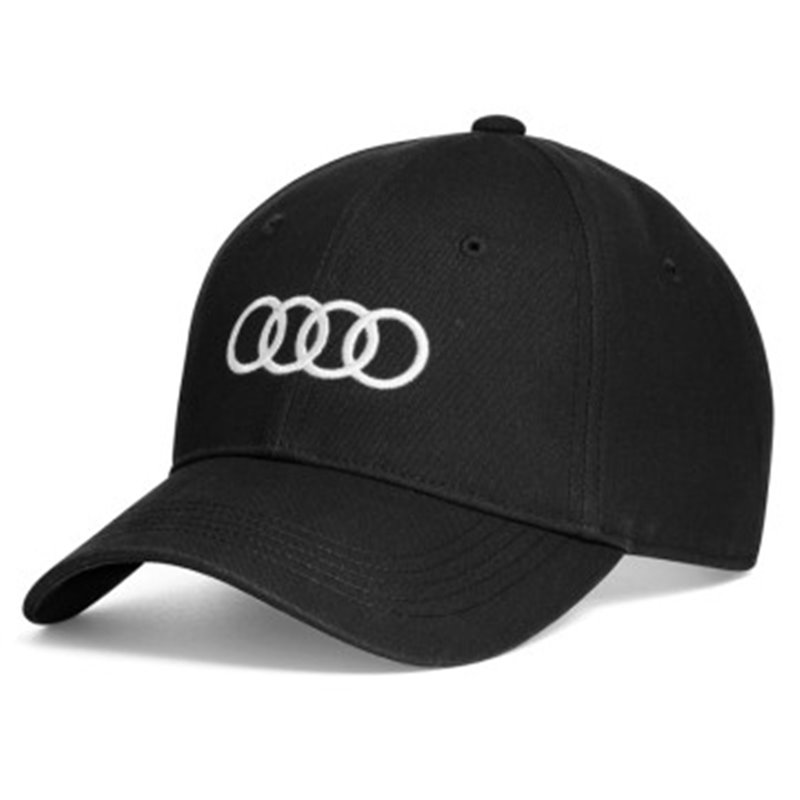 Casquette AUDI de couleur noir