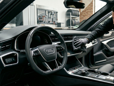 Nettoyage et protection des écrans Audi MMI : Comment éviter les rayures sur le Virtual Cockpit ?
